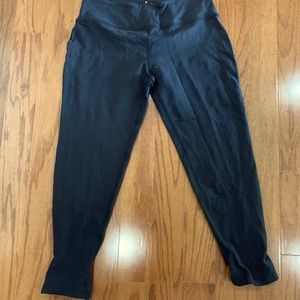 Kate spade beyond yoga bow capri pants